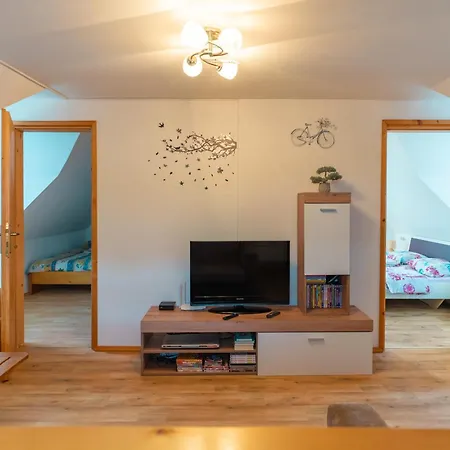 Lanita With Two Bedrooms & Terrace * Podbocje