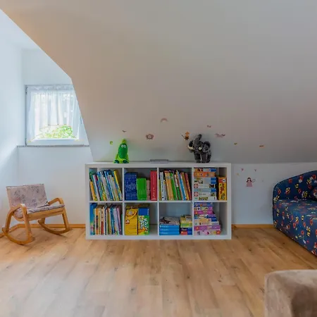 Apartman Lanita With Two Bedrooms & Terrace *