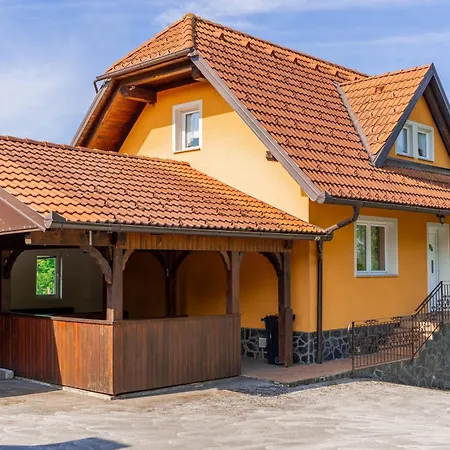 Lanita With Two Bedrooms & Terrace Apartman