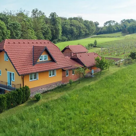 Lejlighed Lanita With Two Bedrooms & Terrace