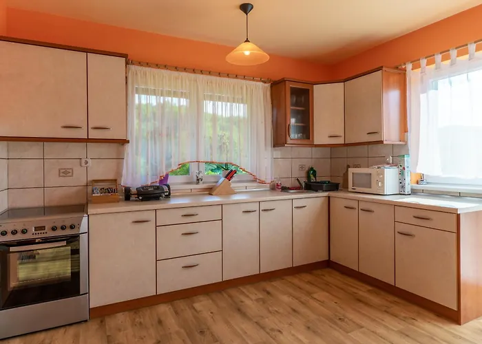 アパート Lanita With Two Bedrooms & Terrace *