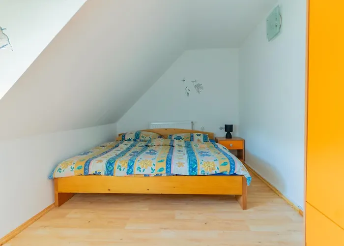 Lanita With Two Bedrooms & Terrace アパート *