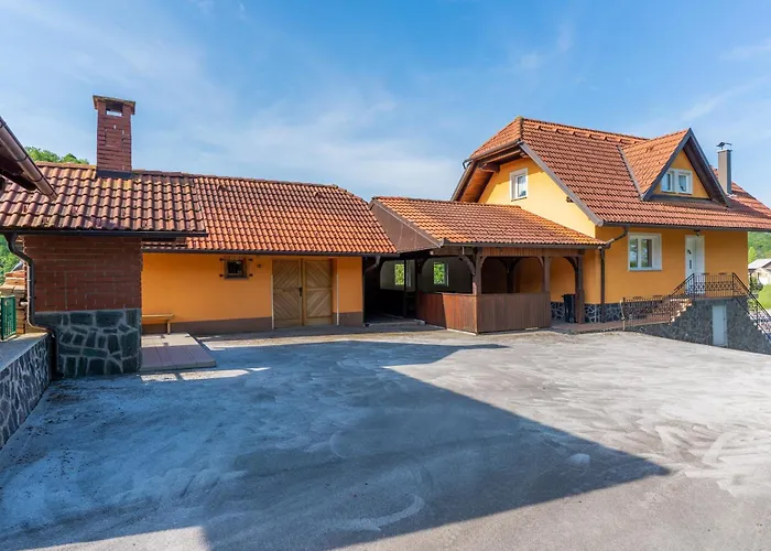 アパート Lanita With Two Bedrooms & Terrace