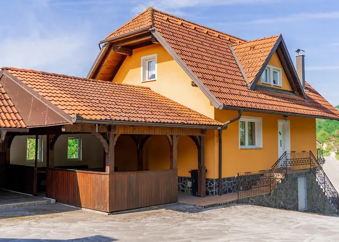 Lanita With Two Bedrooms & Terrace アパート